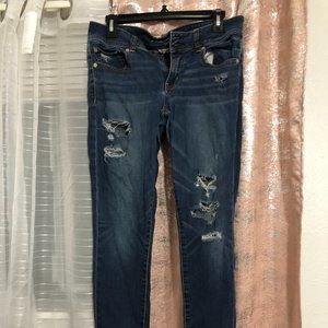 American Eagle High Rise Distressed Jegging - Sz 8